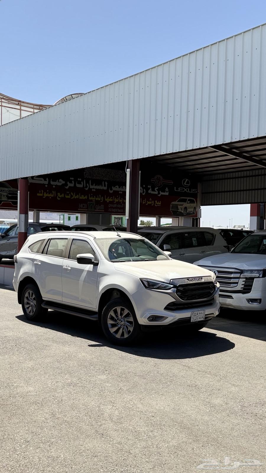 Isuzu MUX Full Option 2024 Odometer 200 Kilometers Sold63095461224705111