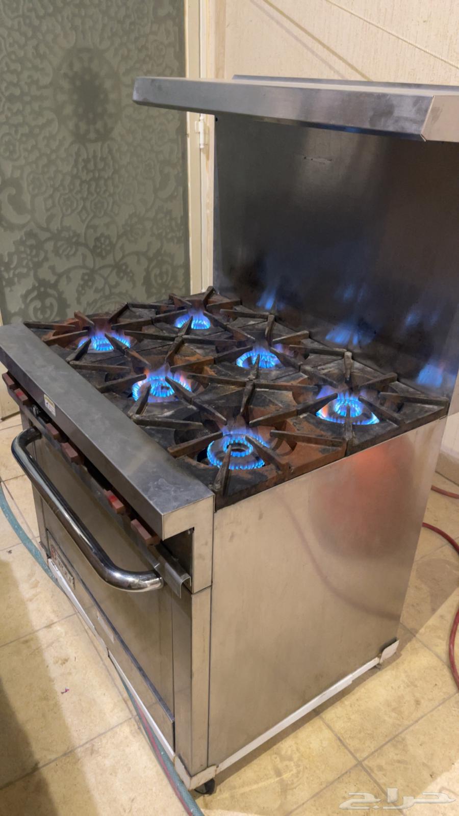 Very clean American gas oven with six eyes in Al-Ahsa63062192180739112