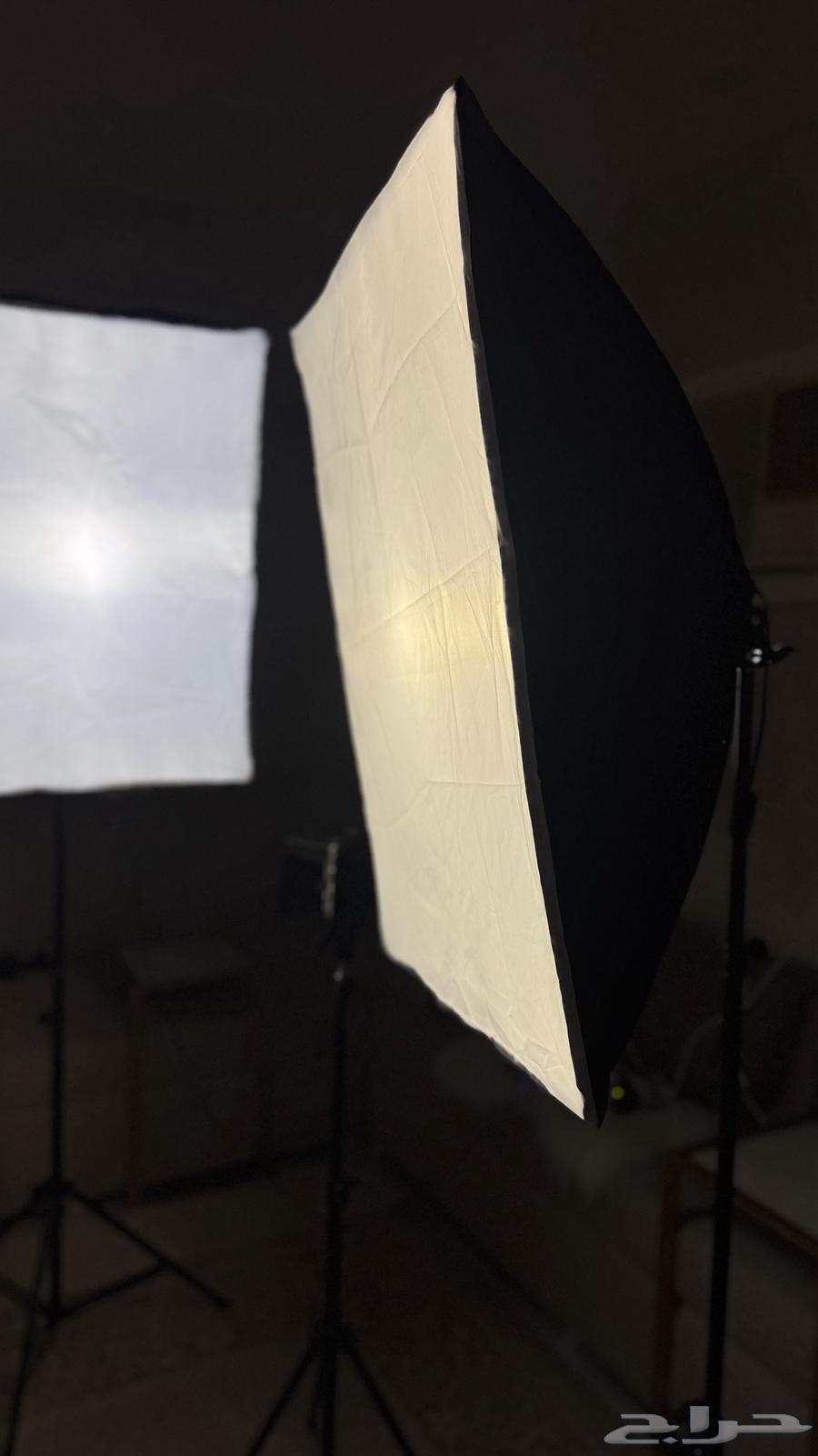 Simple usage lighting photography with all its details63065224845827111