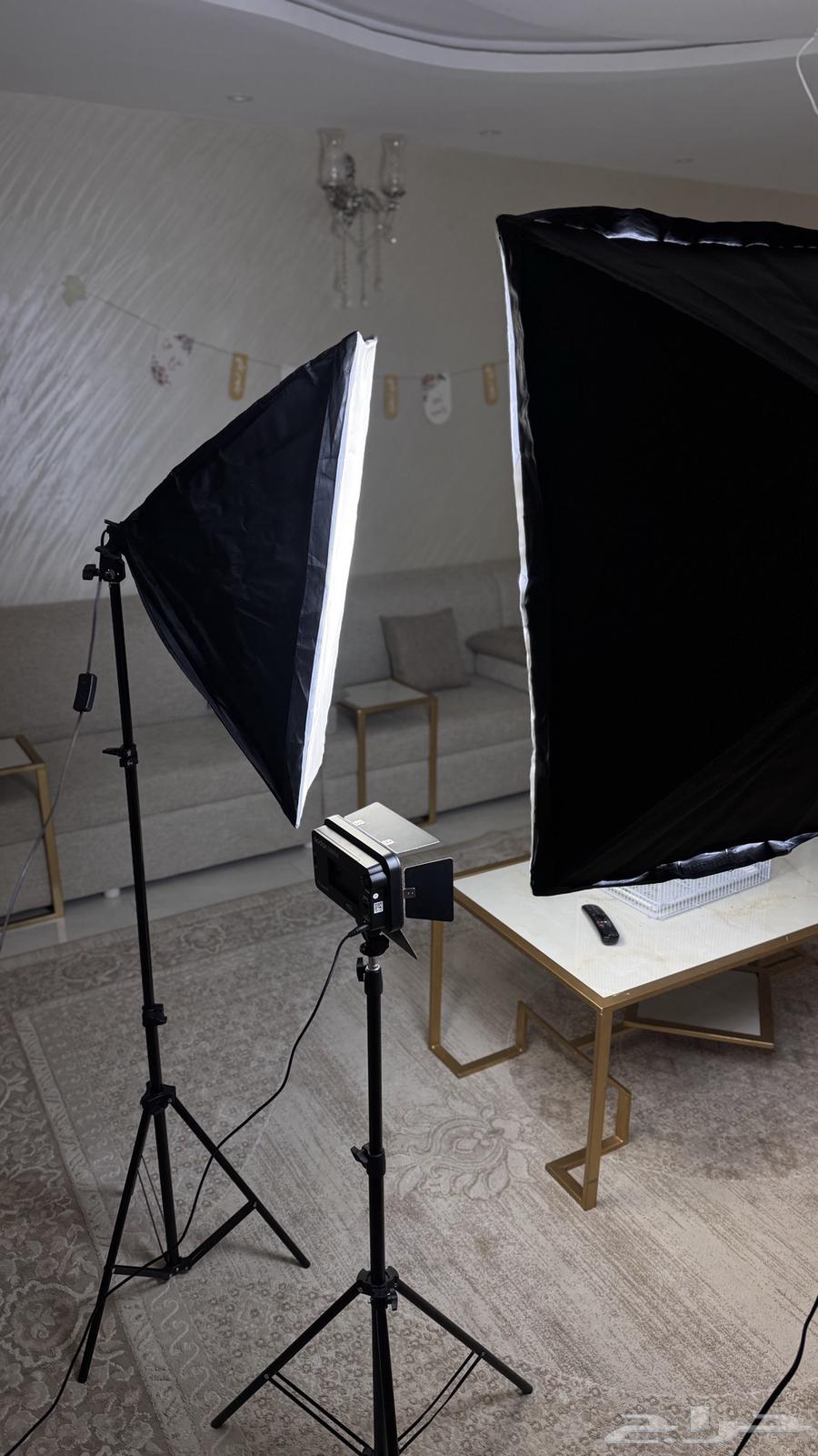 Simple usage lighting photography with all its details63065224845827112