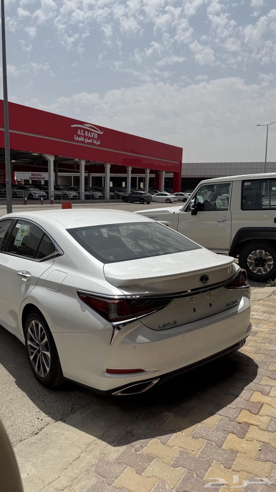 لكزز 2025 ES350 ستاندر ب193.900 شامل الضريبة63095461119363112