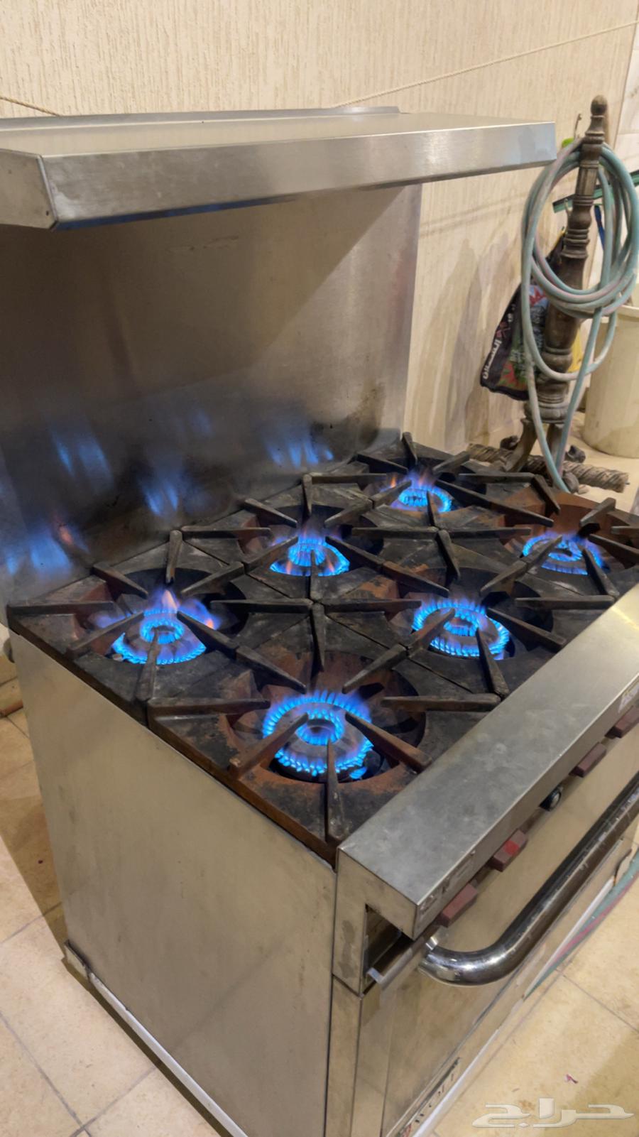 Very clean American gas oven with six eyes in Al-Ahsa63062192180739114