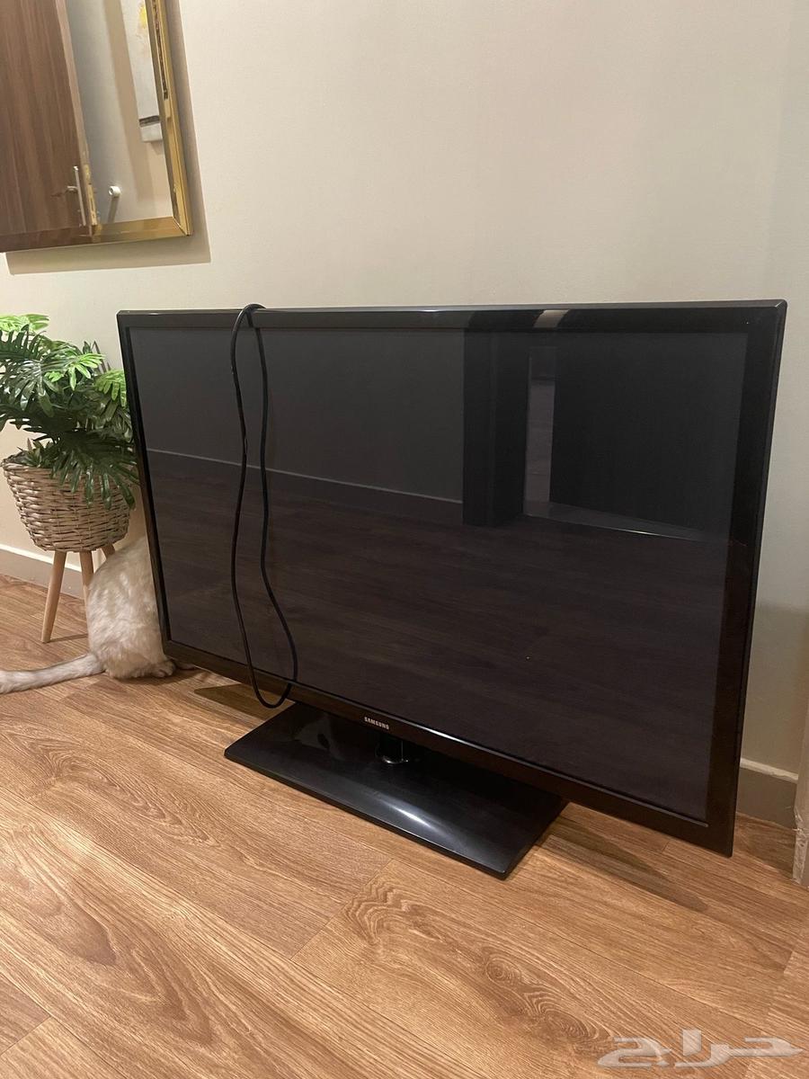 Samsung TV is clean to use630644222254101122