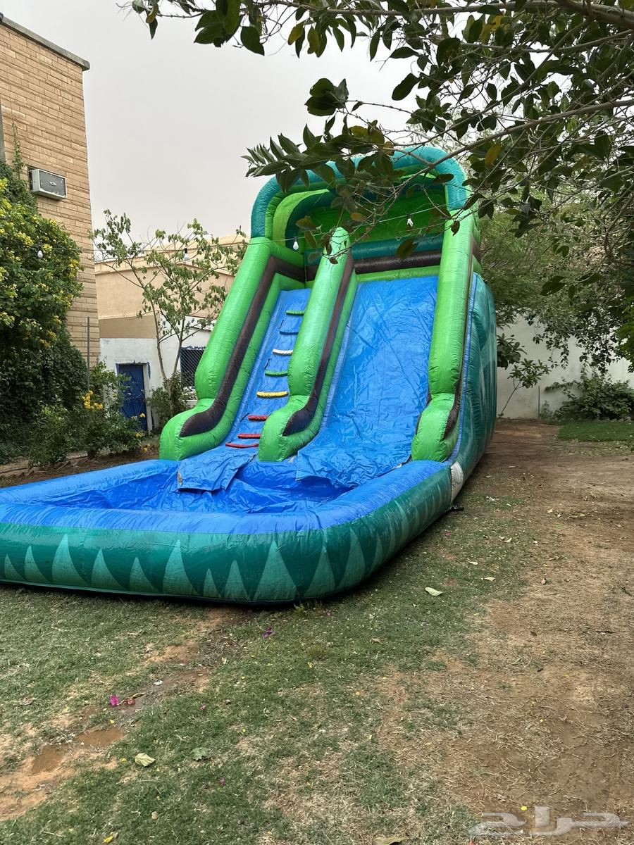 For sale: used water trampoline63062892567425111