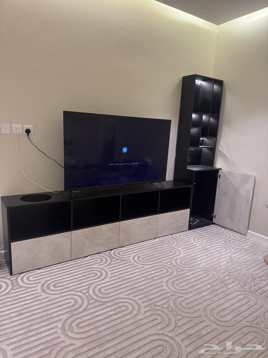 Bed and TV table63063677472385112