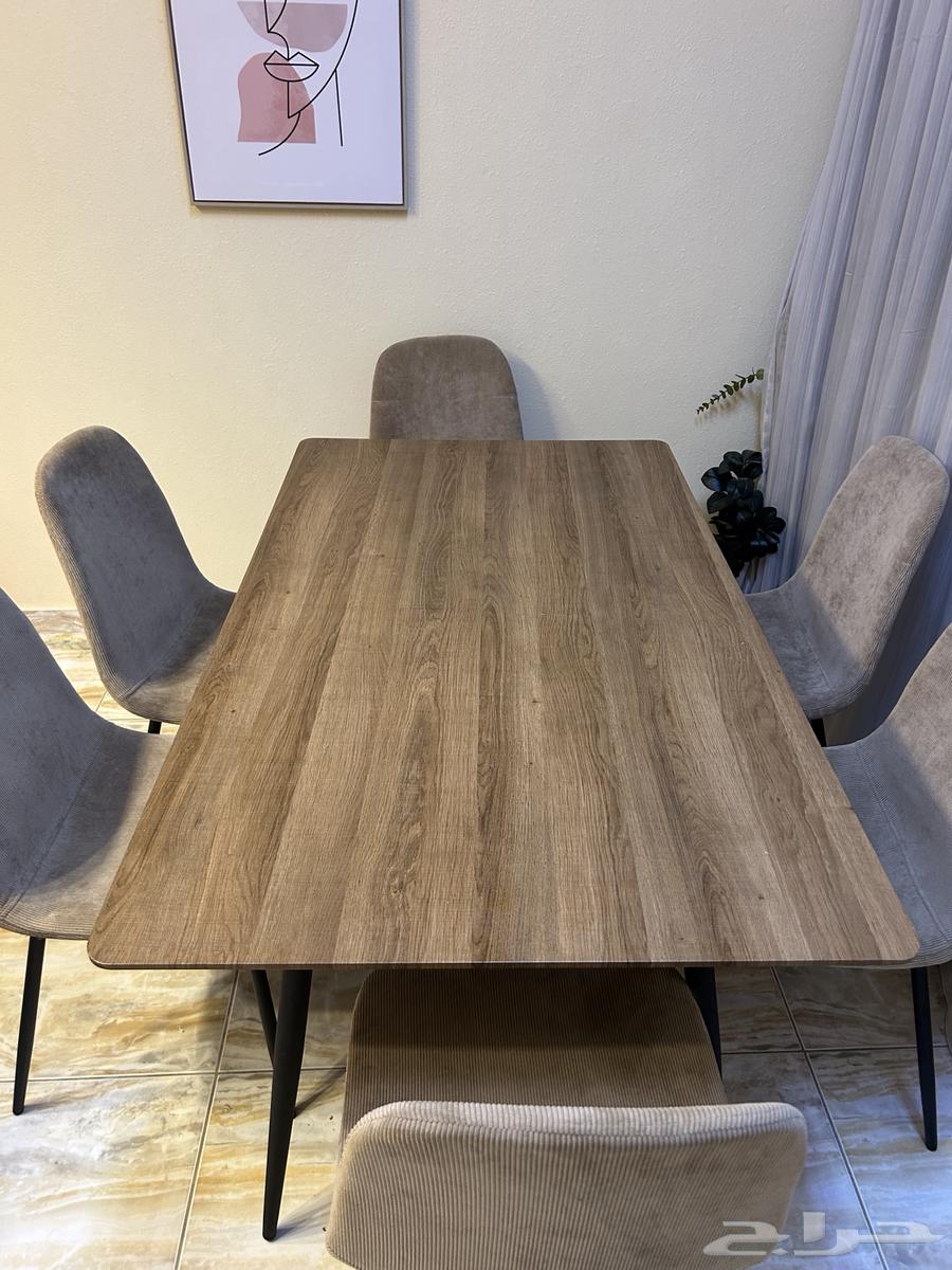 فرن   ثلاجة   طاولة طعام 6 مقاعد   كنب ثلاث قطع63063297104259114