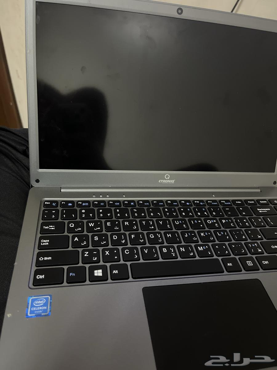 New laptop, used for one week. Price 300. Contact via WhatsApp.63062176155137111
