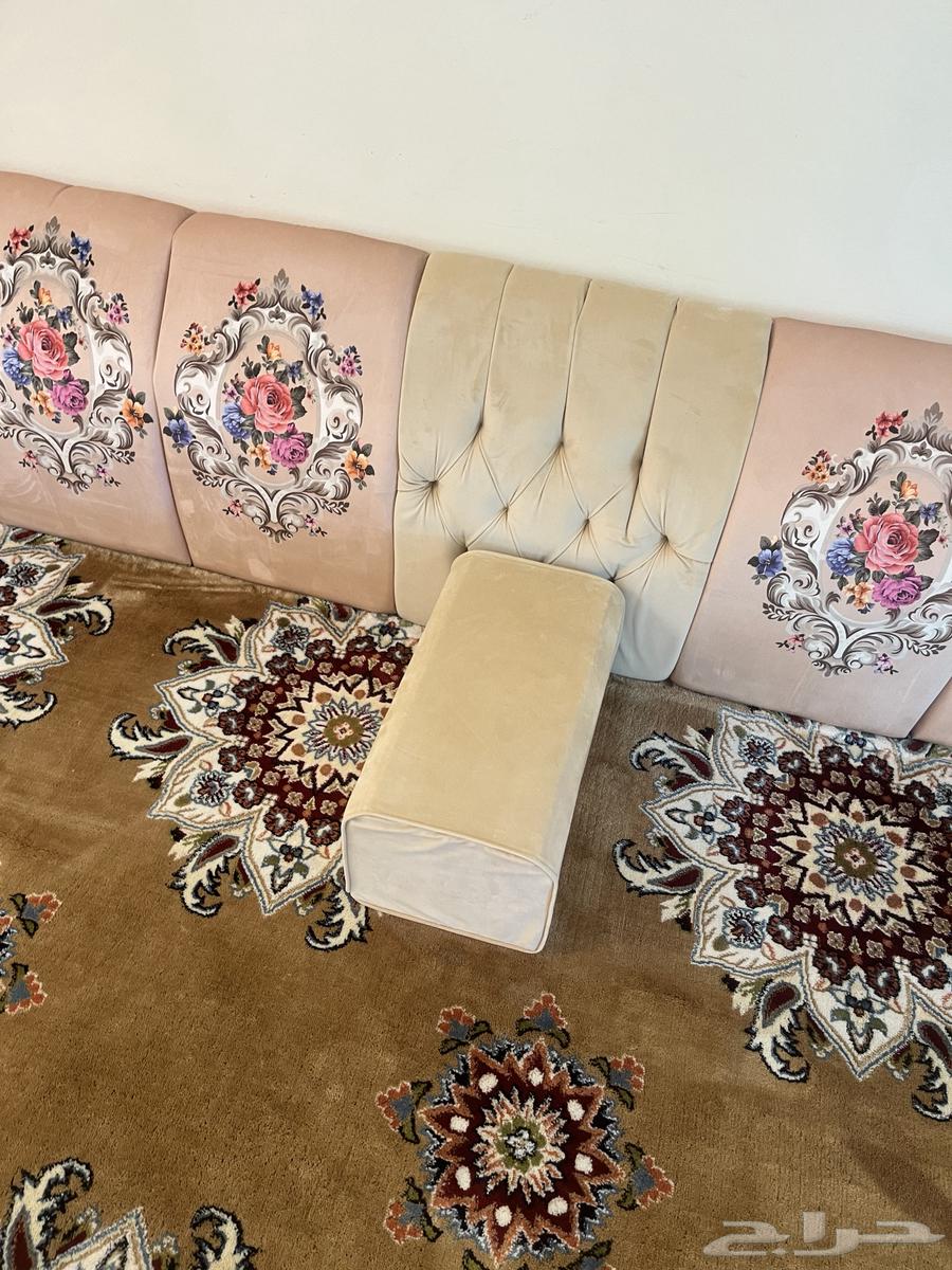 مساند ظهر خشب وموكيت لون مميز63062892251137111