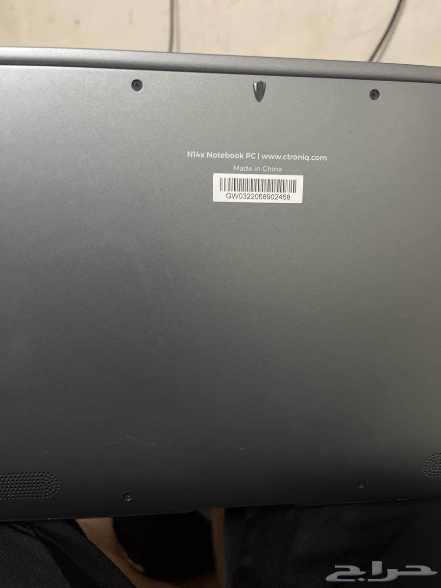 New laptop, used for one week. Price 300. Contact via WhatsApp.63062176155137112
