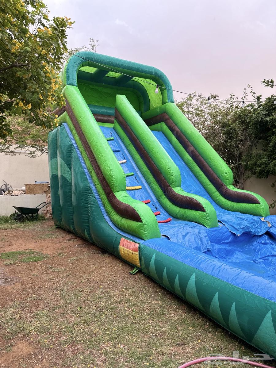 For sale: used water trampoline63062892567425112