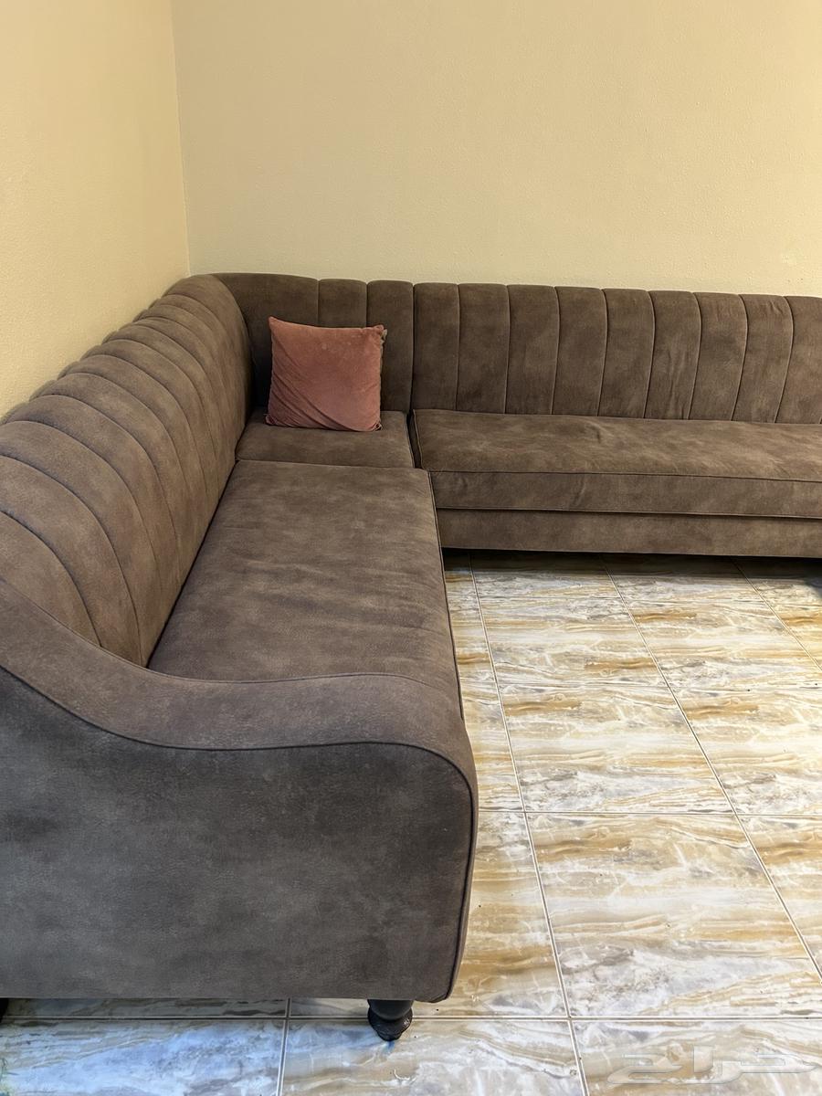 فرن   ثلاجة   طاولة طعام 6 مقاعد   كنب ثلاث قطع63063297104259111