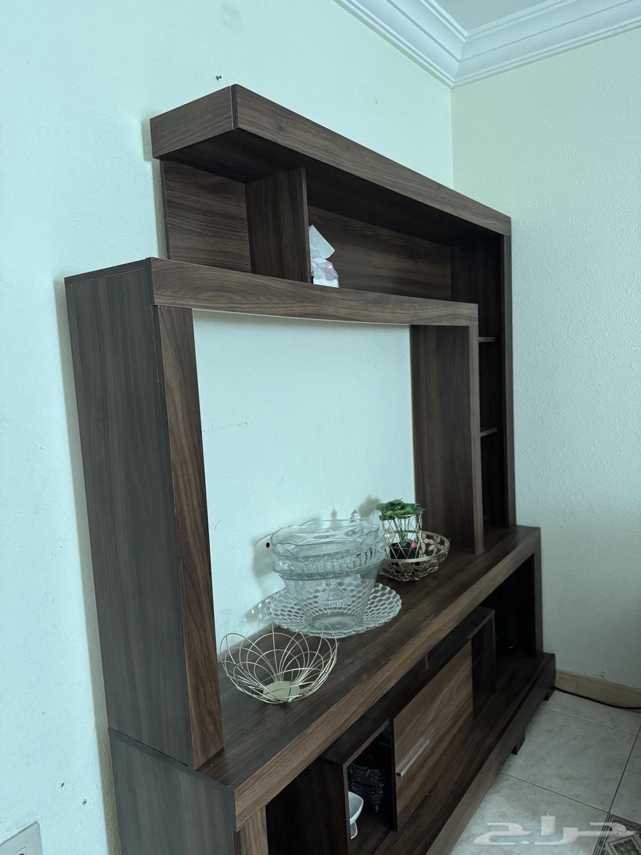 طاولة شاشه مميزه وشكل رائع63064026010113113