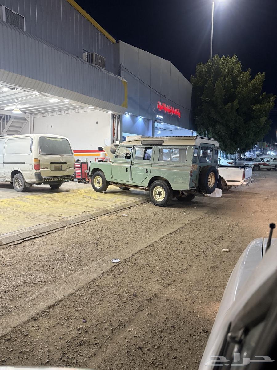 Land Rover 197763092516041474111