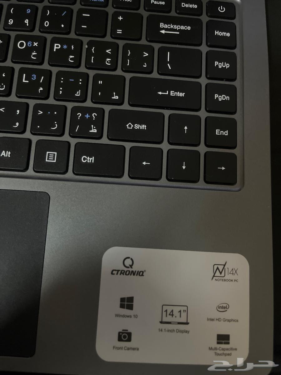 New laptop, used for one week. Price 300. Contact via WhatsApp.630621761551371129