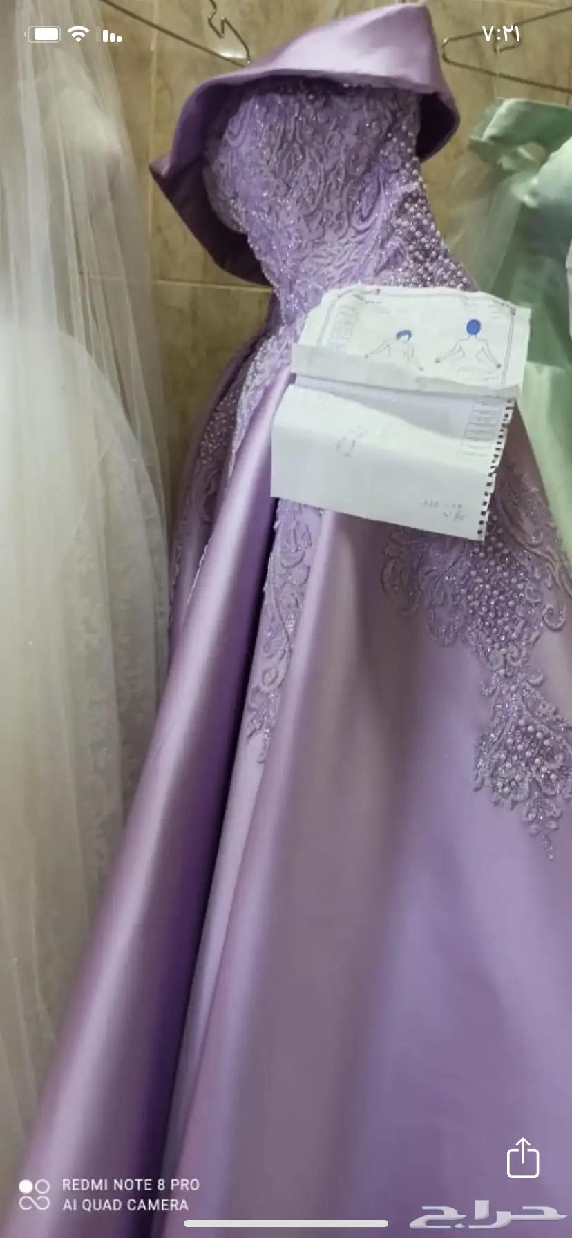 فستان ملكه63062908534274111