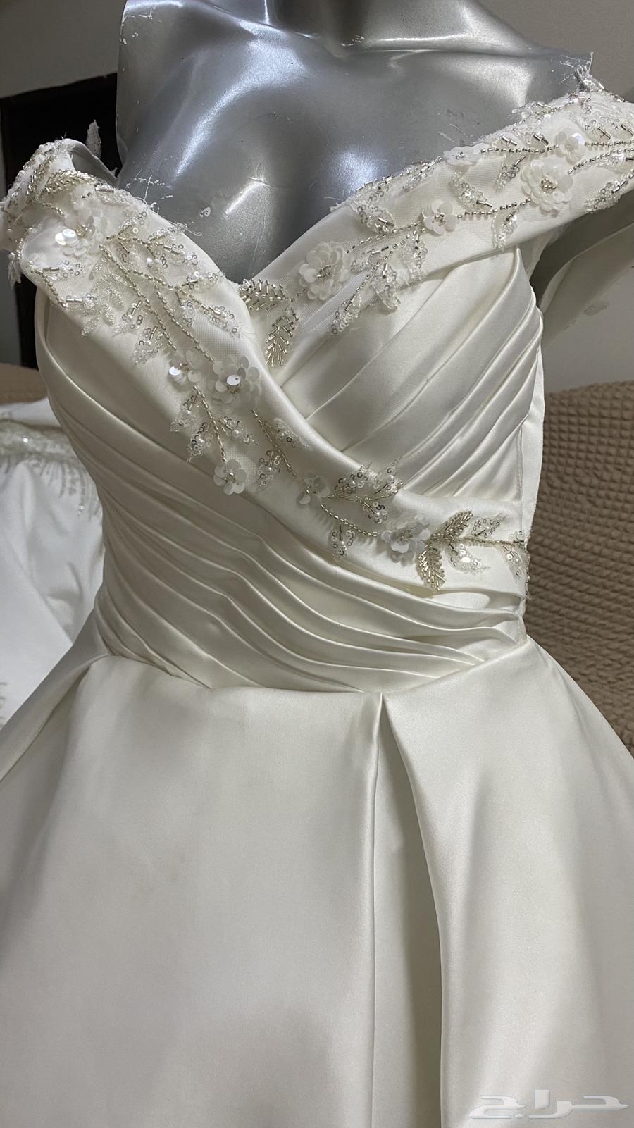 Bridal gowns63059231825025111