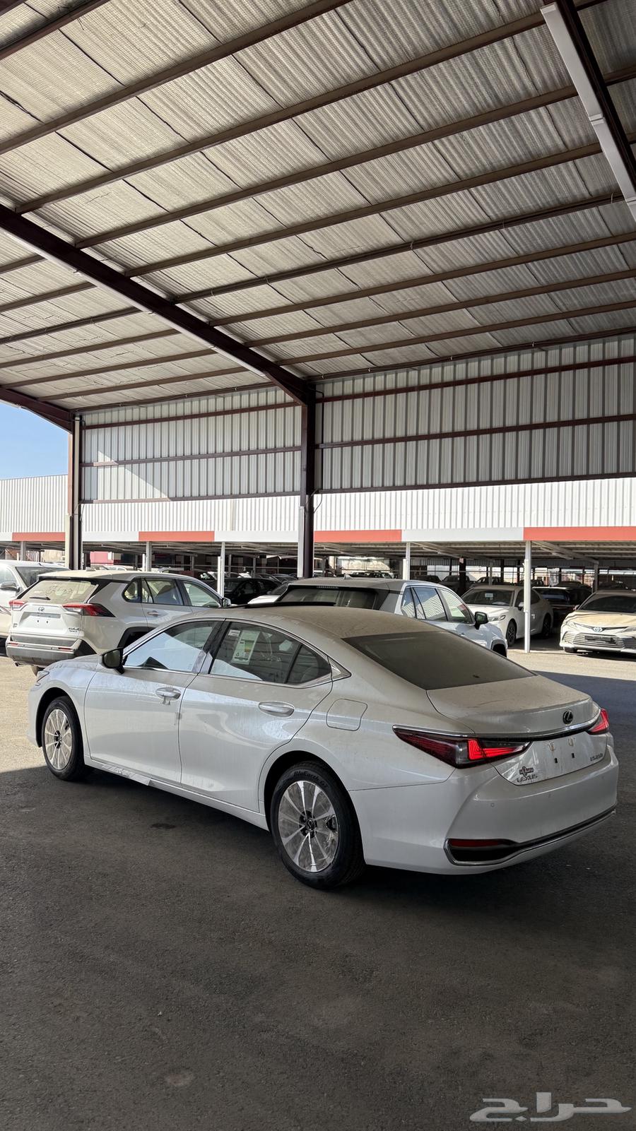 Lexus ES250AA Gasoline Cash and Installment63092190198402114