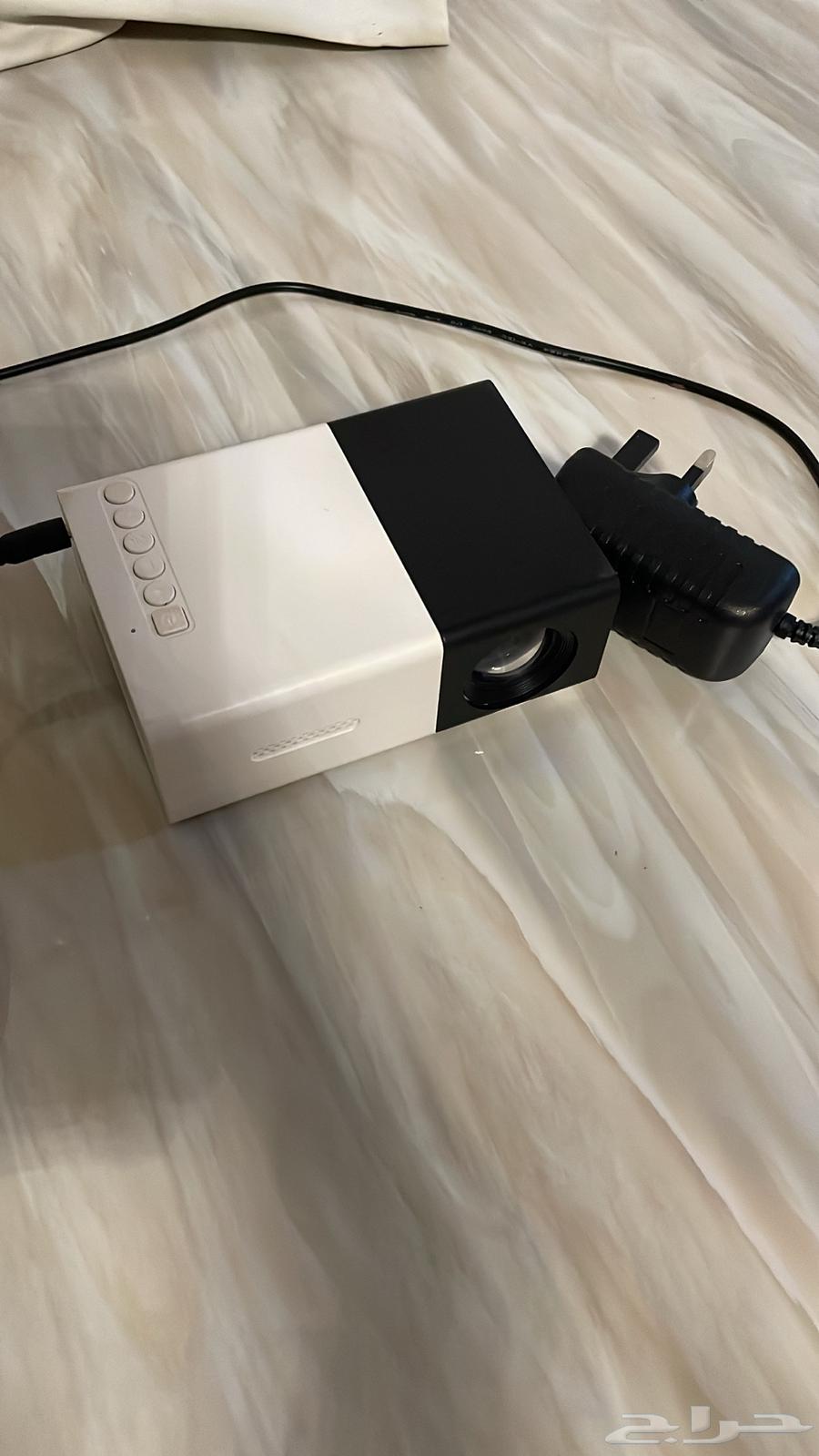 Projector63060761588226111
