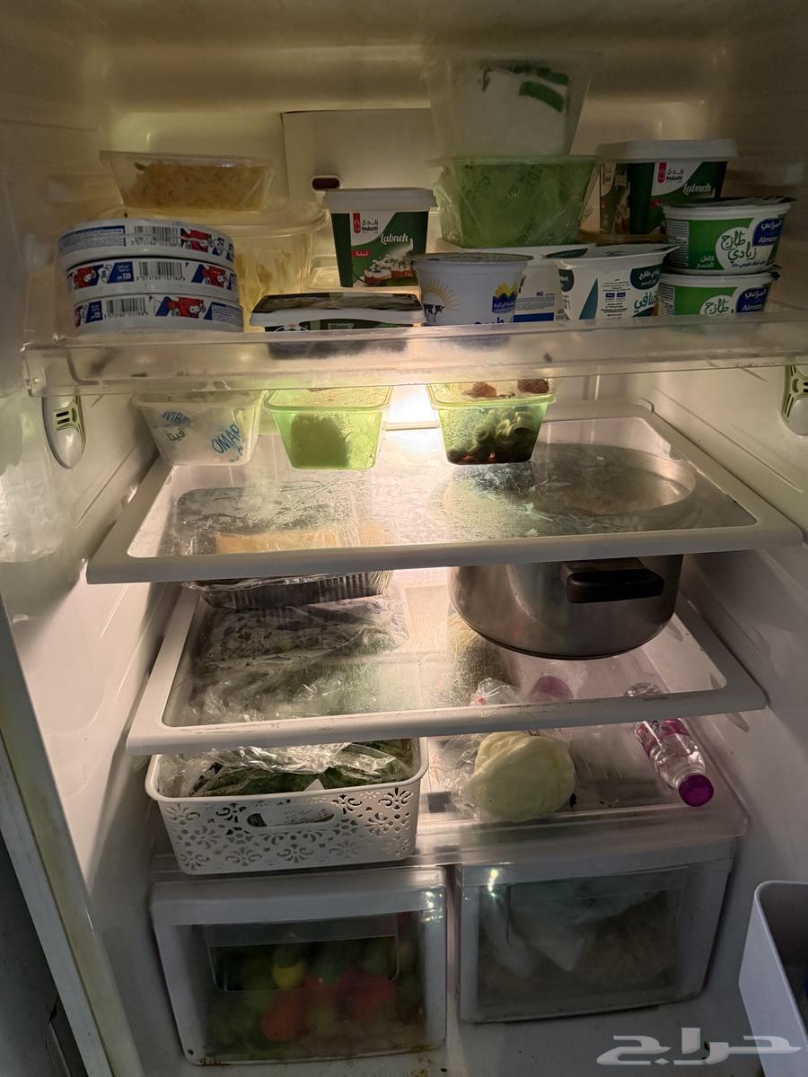 Gas stove and refrigerator for sale63059631833603114