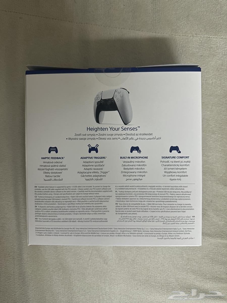 New Sony hand, not yet broken in63060766528770112