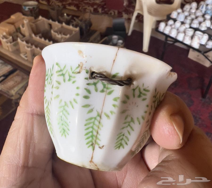 An old traditional cup, a rare and scarce color (light green)63060766606721114