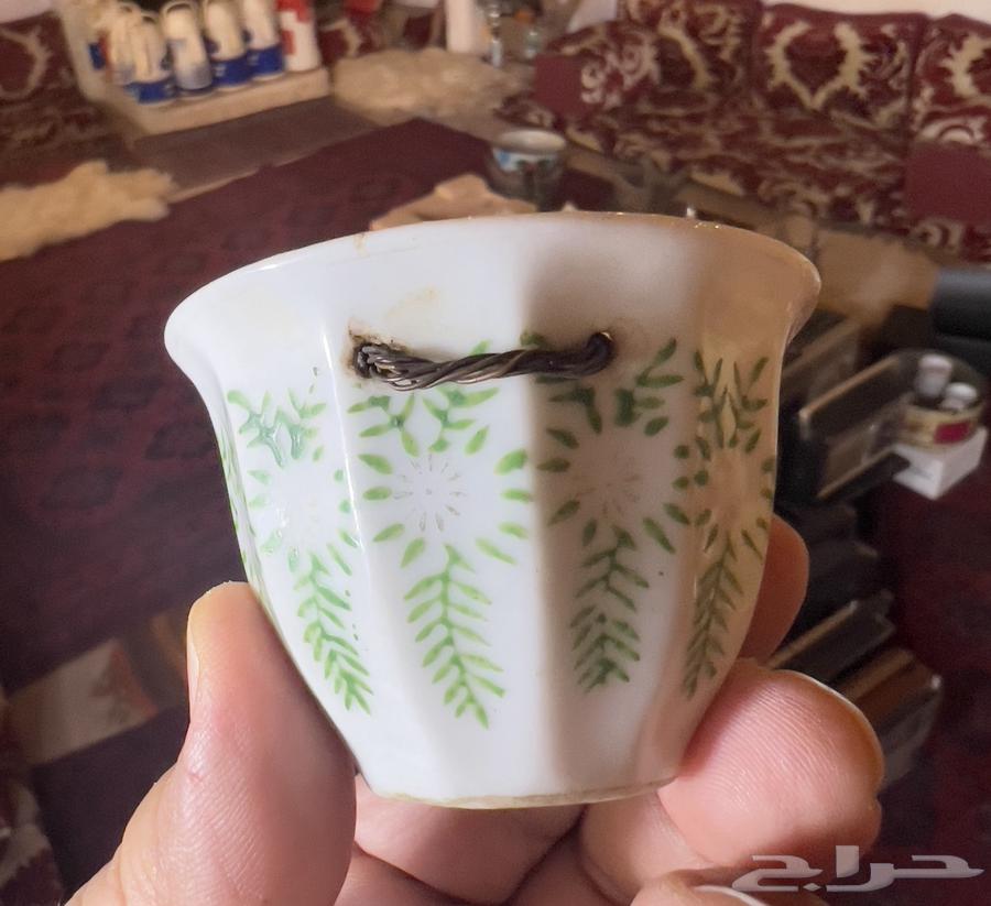 An old traditional cup, a rare and scarce color (light green)63060766606721113
