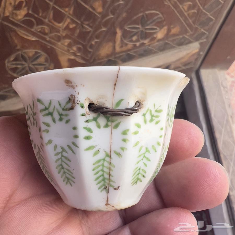 An old traditional cup, a rare and scarce color (light green)63060766606721112