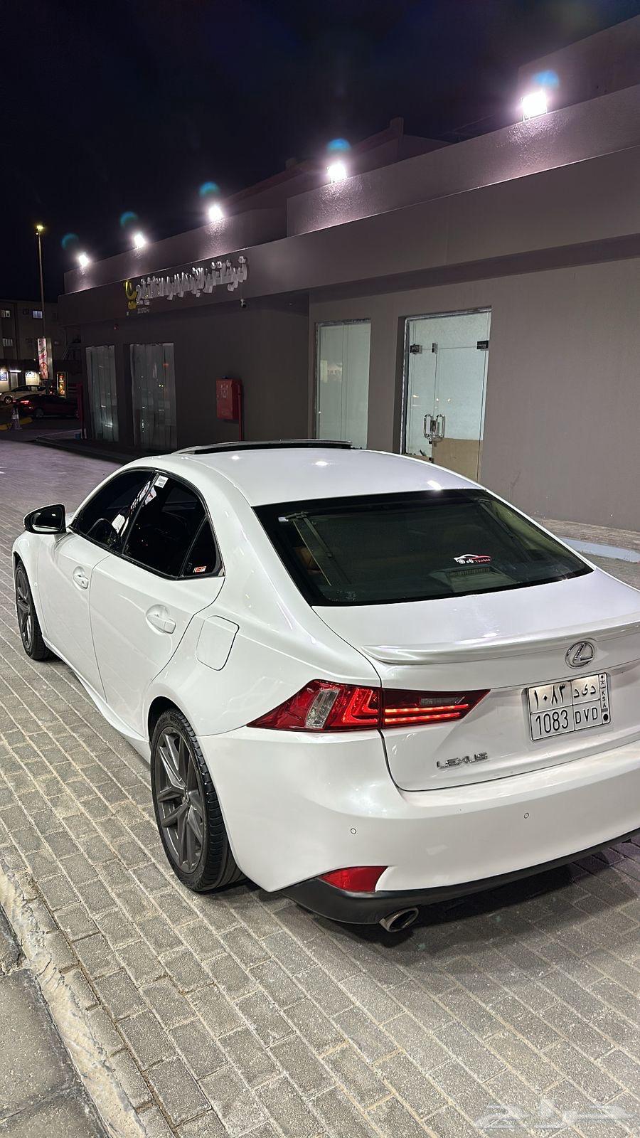 Lexus is 350 F Sport63087797824257111