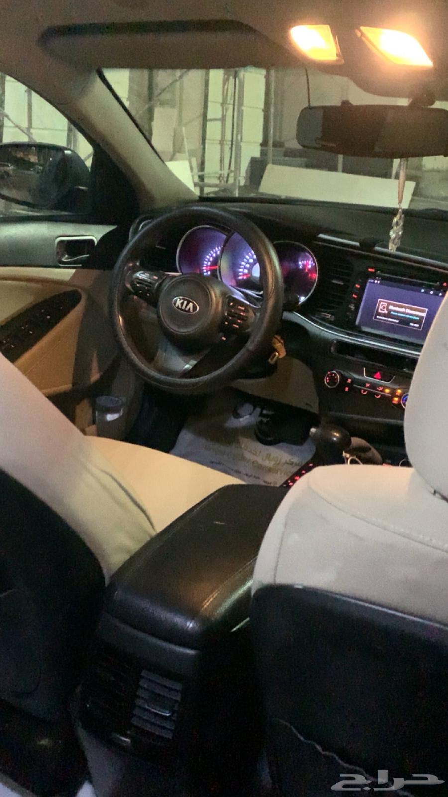 Kia, the car has been inspected and renewed, no issues at all, asking price is 29,000 and negotiable63082935480577111