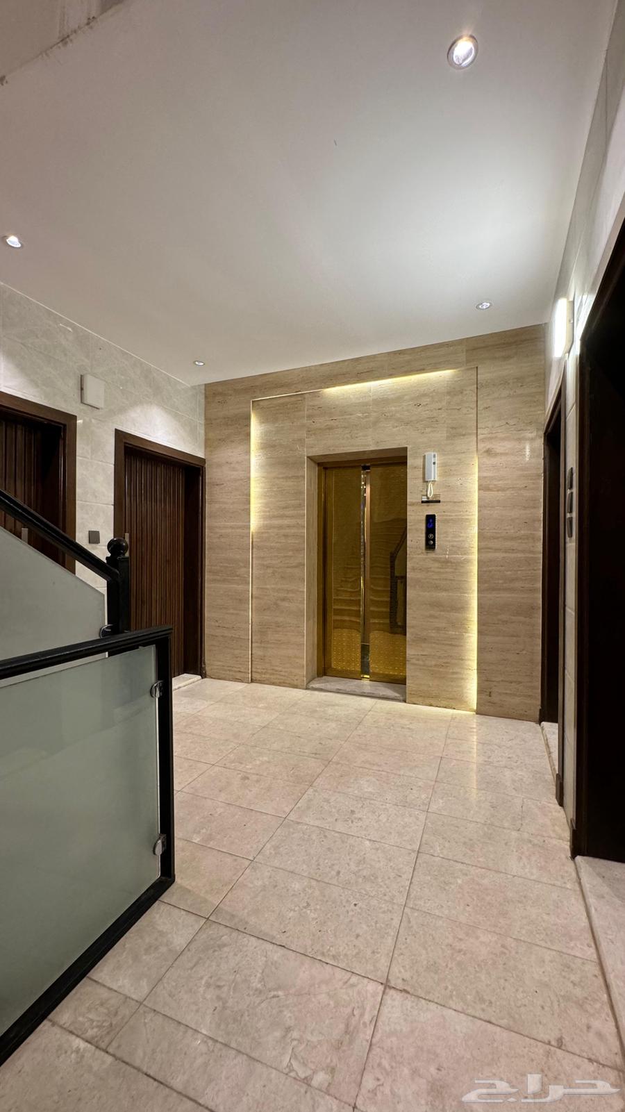 Apartment for sale in Al-Arid, excellent location63012947867138113