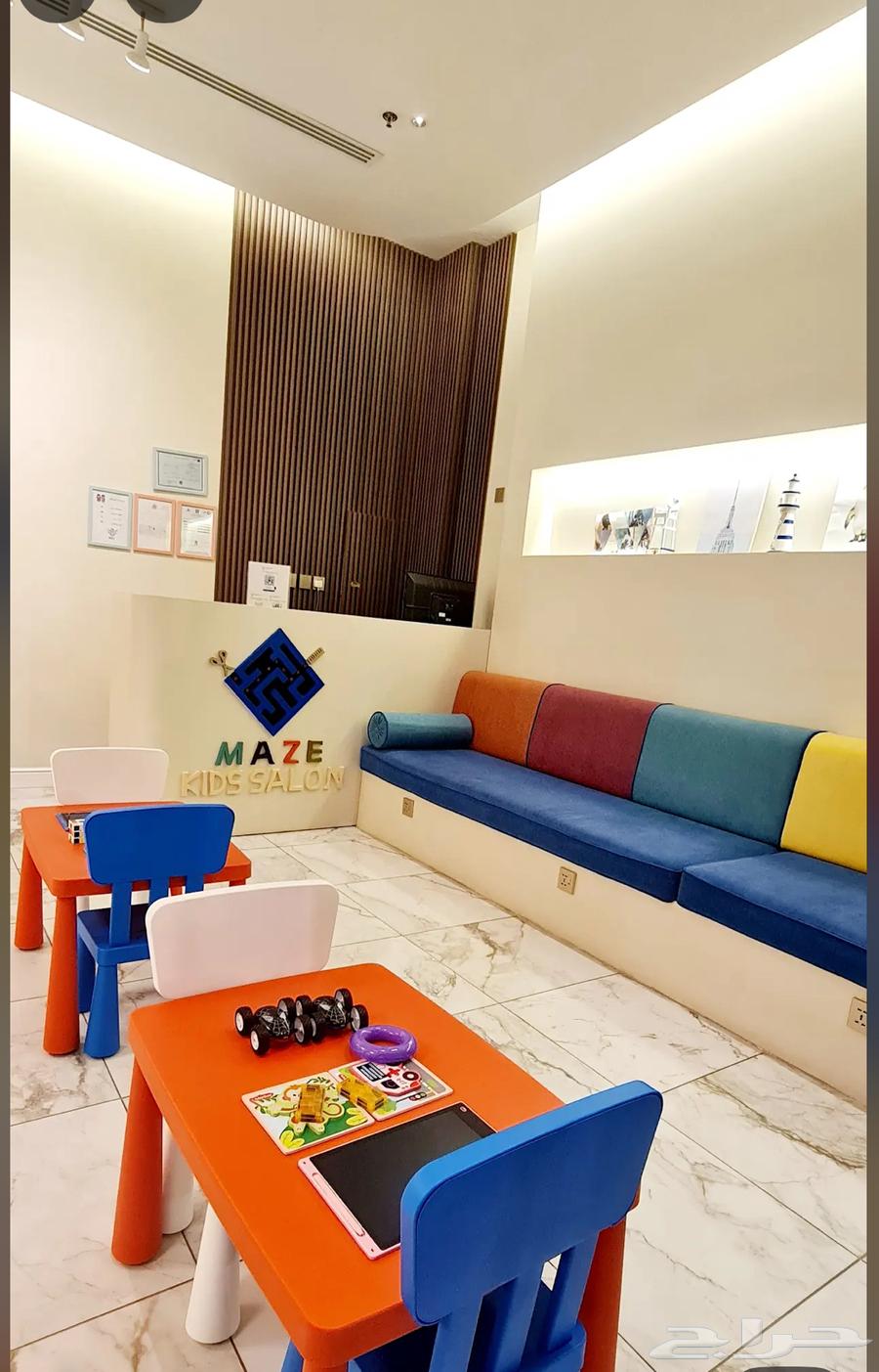 Children's salon for kissing without barber workers, fully furnished63011211851777112