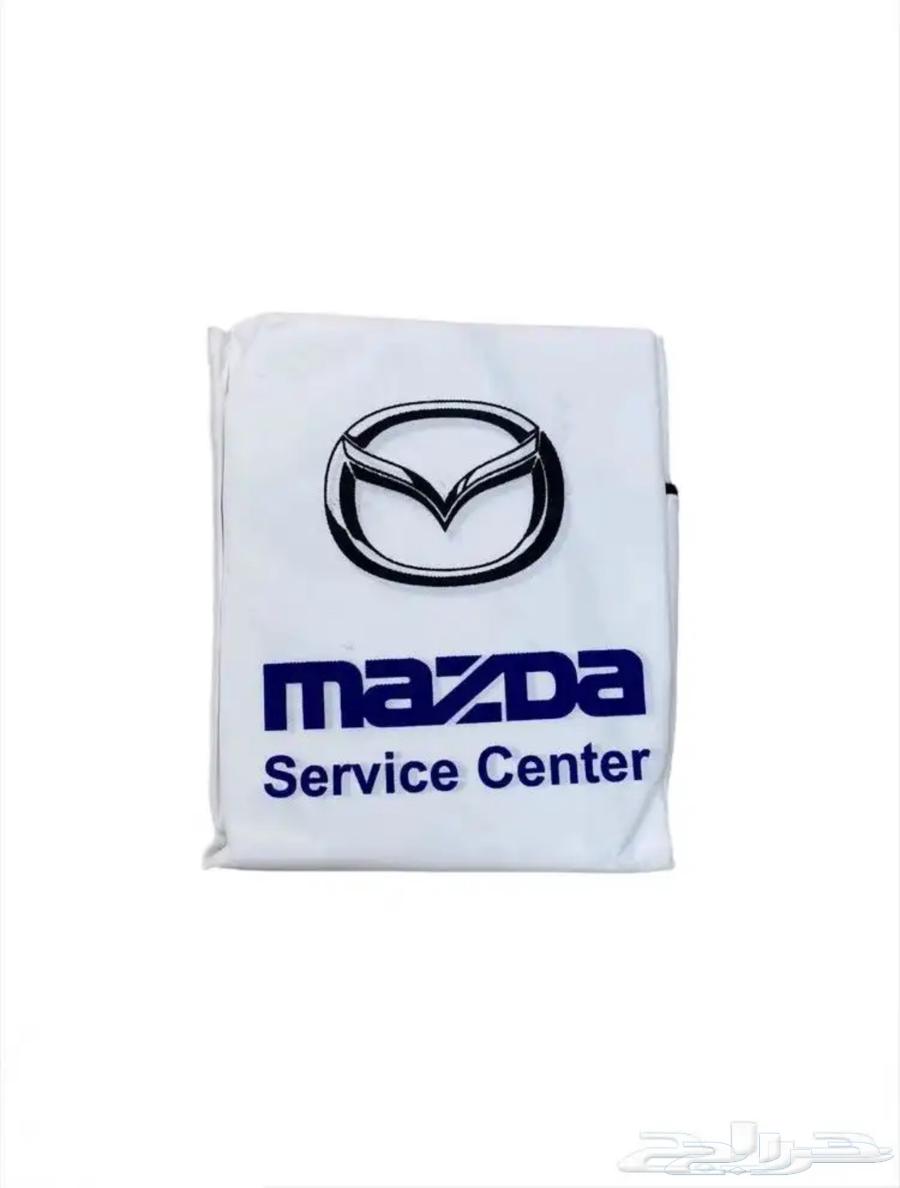 It has front seats and a shmasa with the Mazda CX-9-Mazda6 logo.63084977574531110