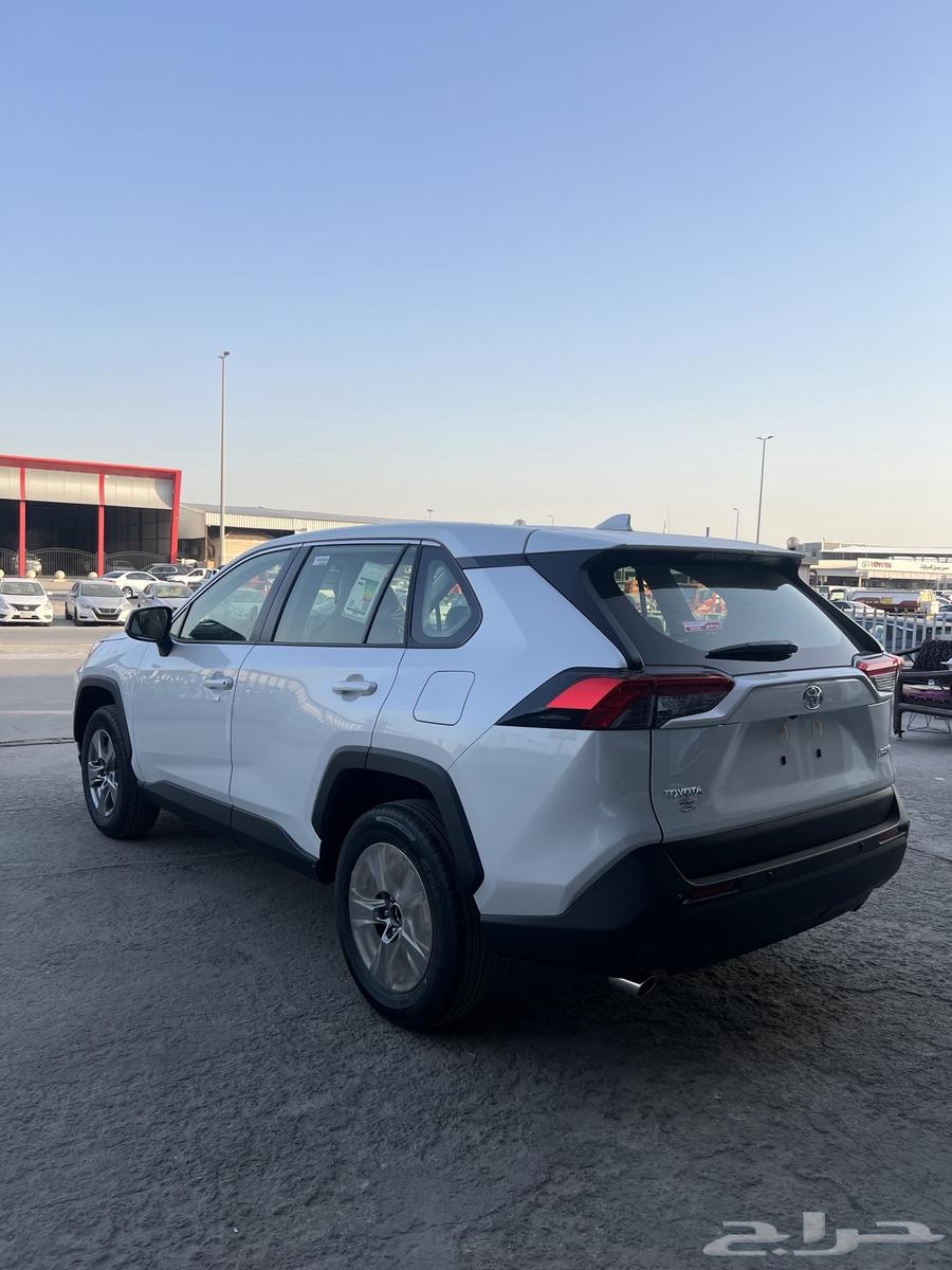 Toyota RAV4 2025 Standard B (101800) includes63087417024257114