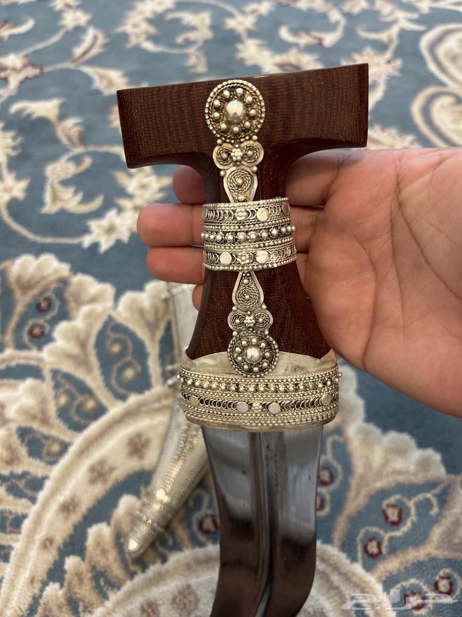 For sale silver dagger63056398989954114