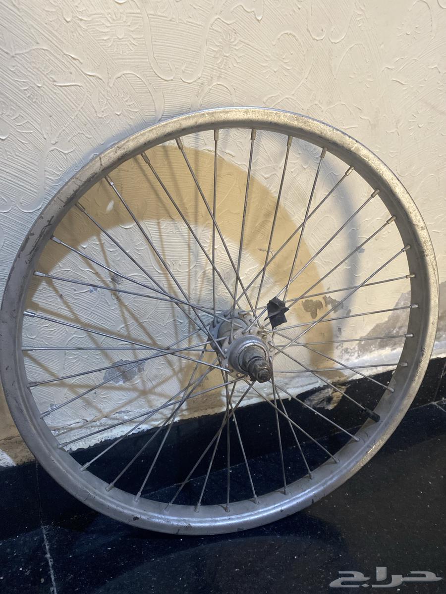 Clean alloy wheels not rusty63058436191234112