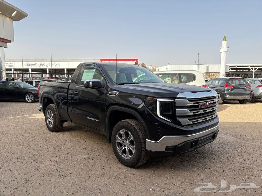 GMC Sierra 2025 SLE (Black)63084147324930111