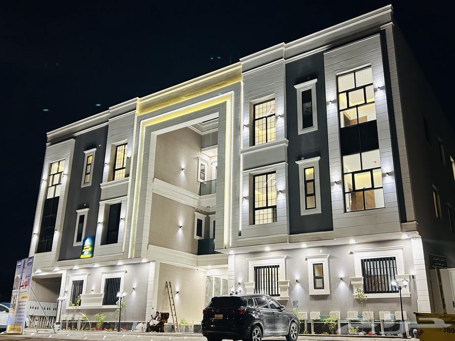 Luxury ownership apartments in Zahra Al-Laban district63012948326273111