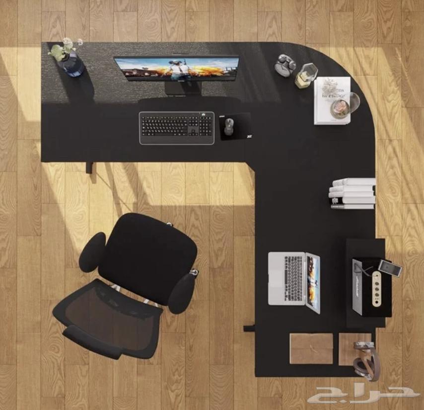 L-shaped table without any scratches. The reason for selling is that I no longer have space in the room.63057583379714112