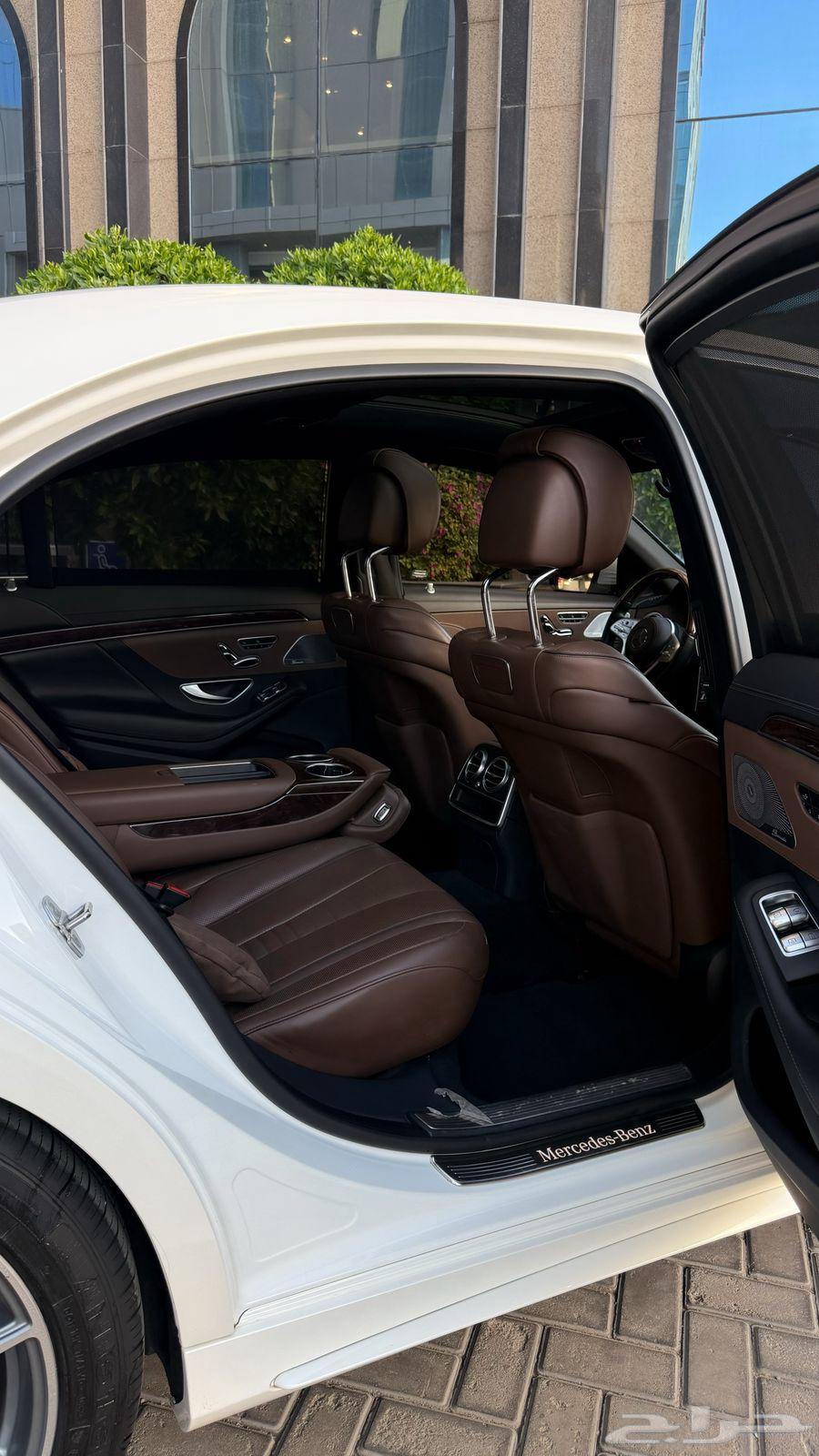 Mercedes Yacht S560 201963087412892034113
