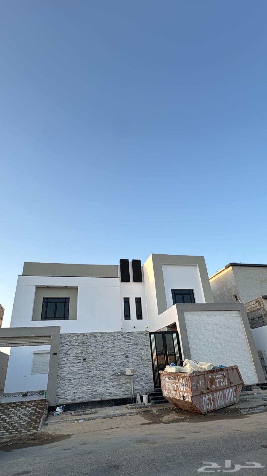 Villa and two apartments63013826298243112