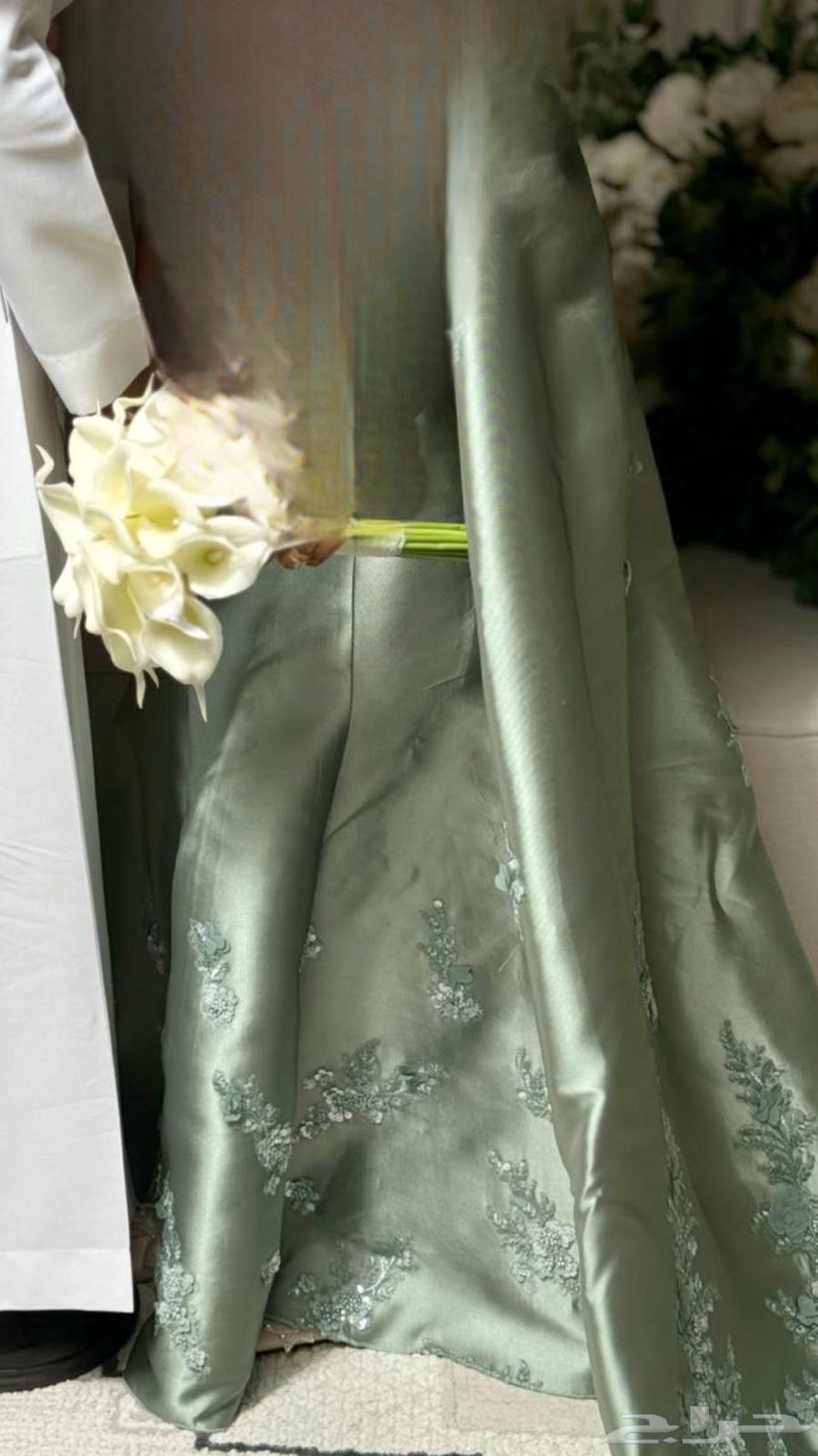 Queen dress for sale63056419132289112