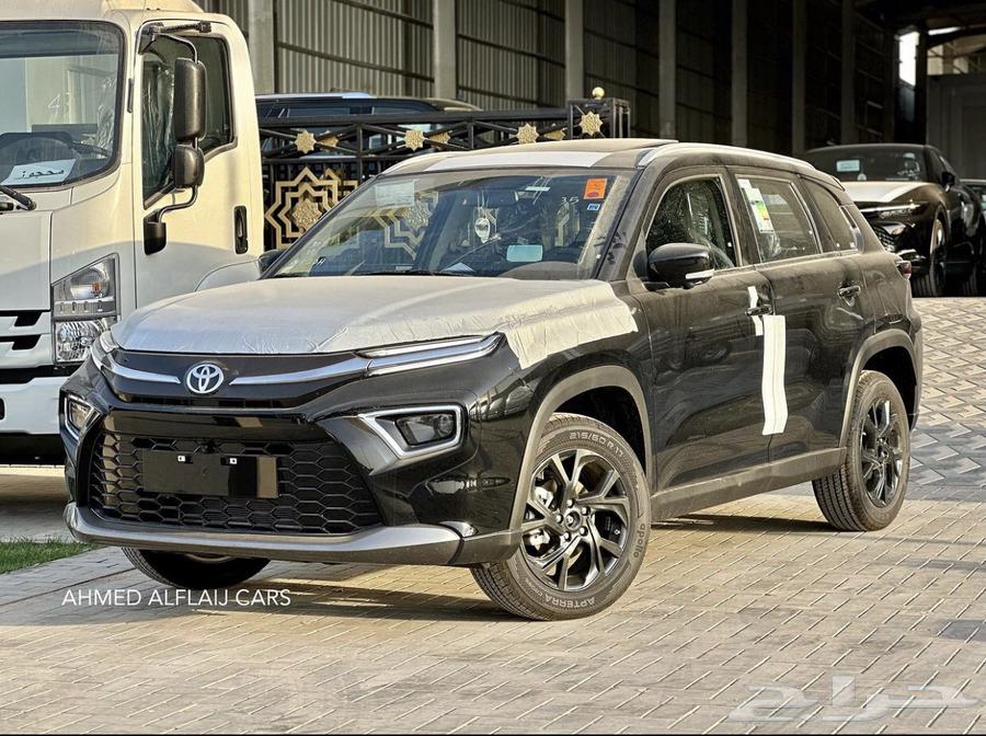 Toyota Urban GLX Full 2025 Gray Color (Free Heat Insulation)63079641878914111