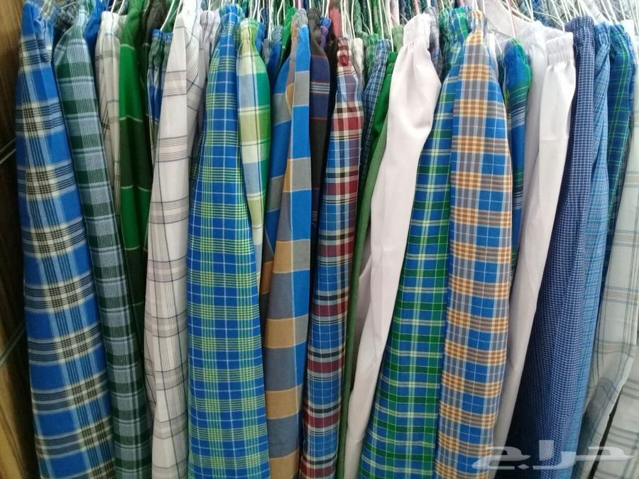 From Kuwait (minimum price 35, 25, 20, 15) various ages of women's clothing63055610177409111