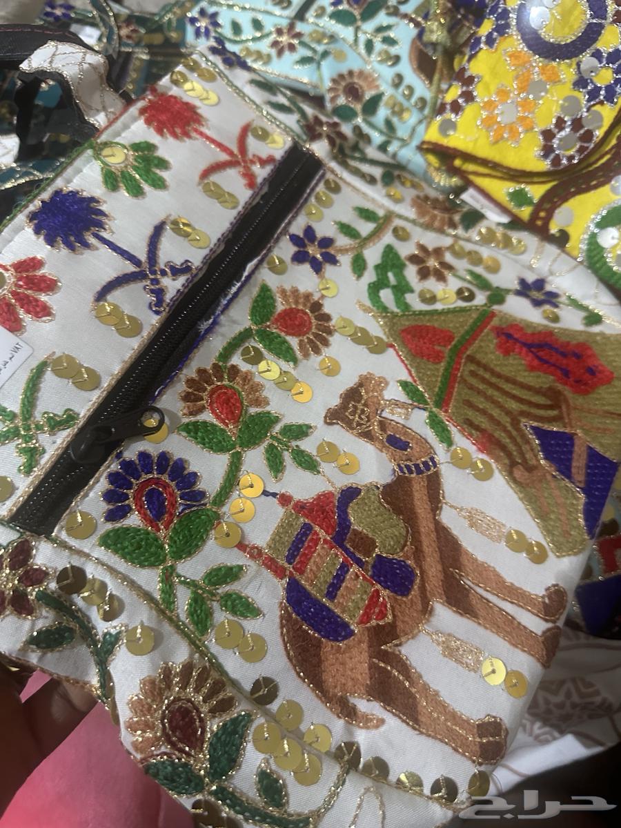 Indian bags at a price of 60 riyals per piece63054458036097114