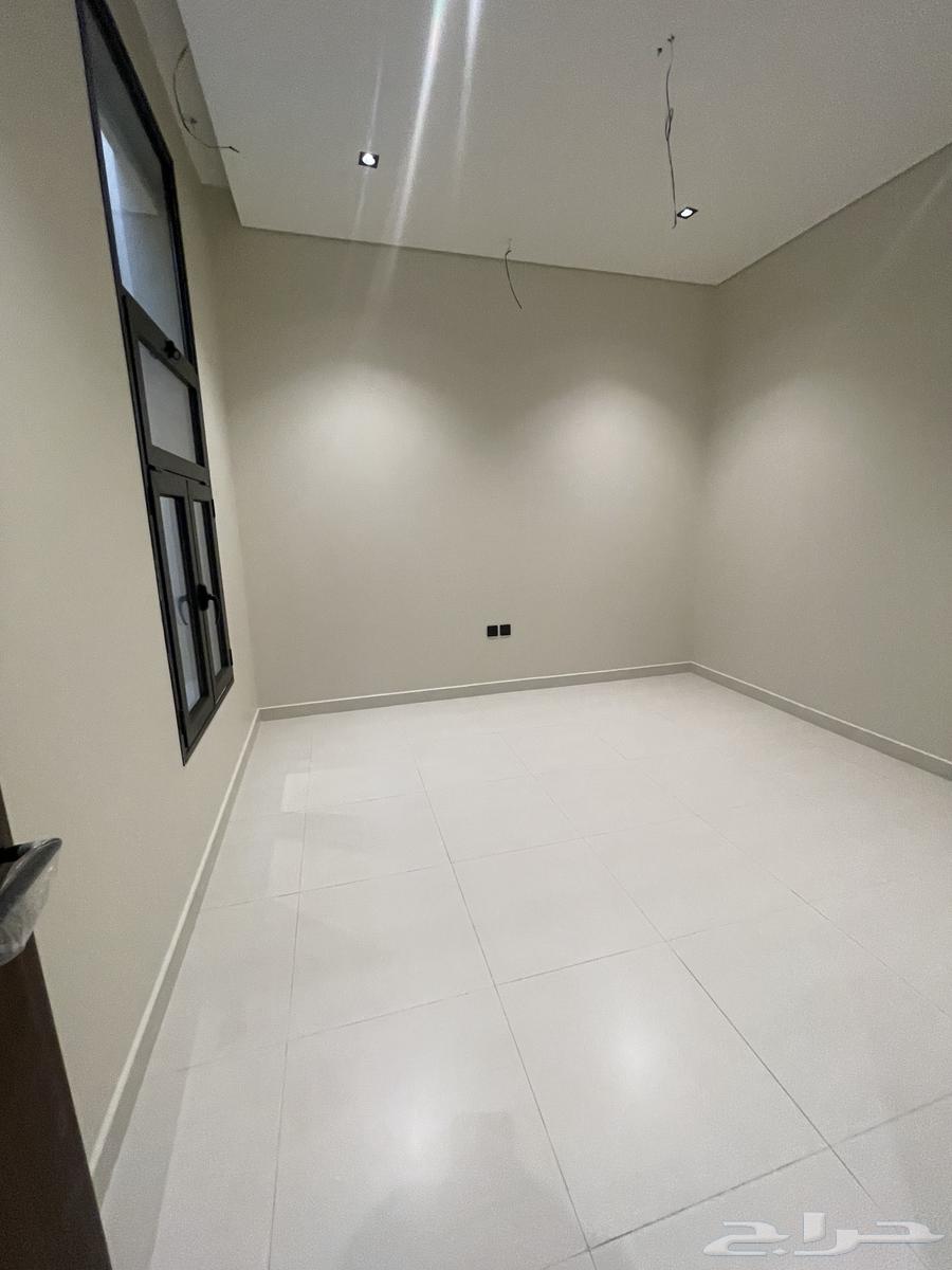 روف مع السطح للبيع63009503488899114