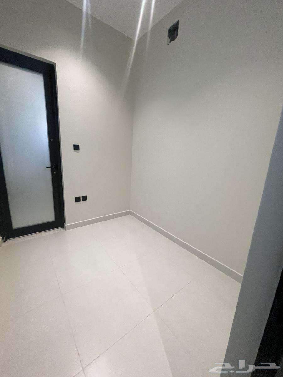 روف مع السطح للبيع63009503488899112