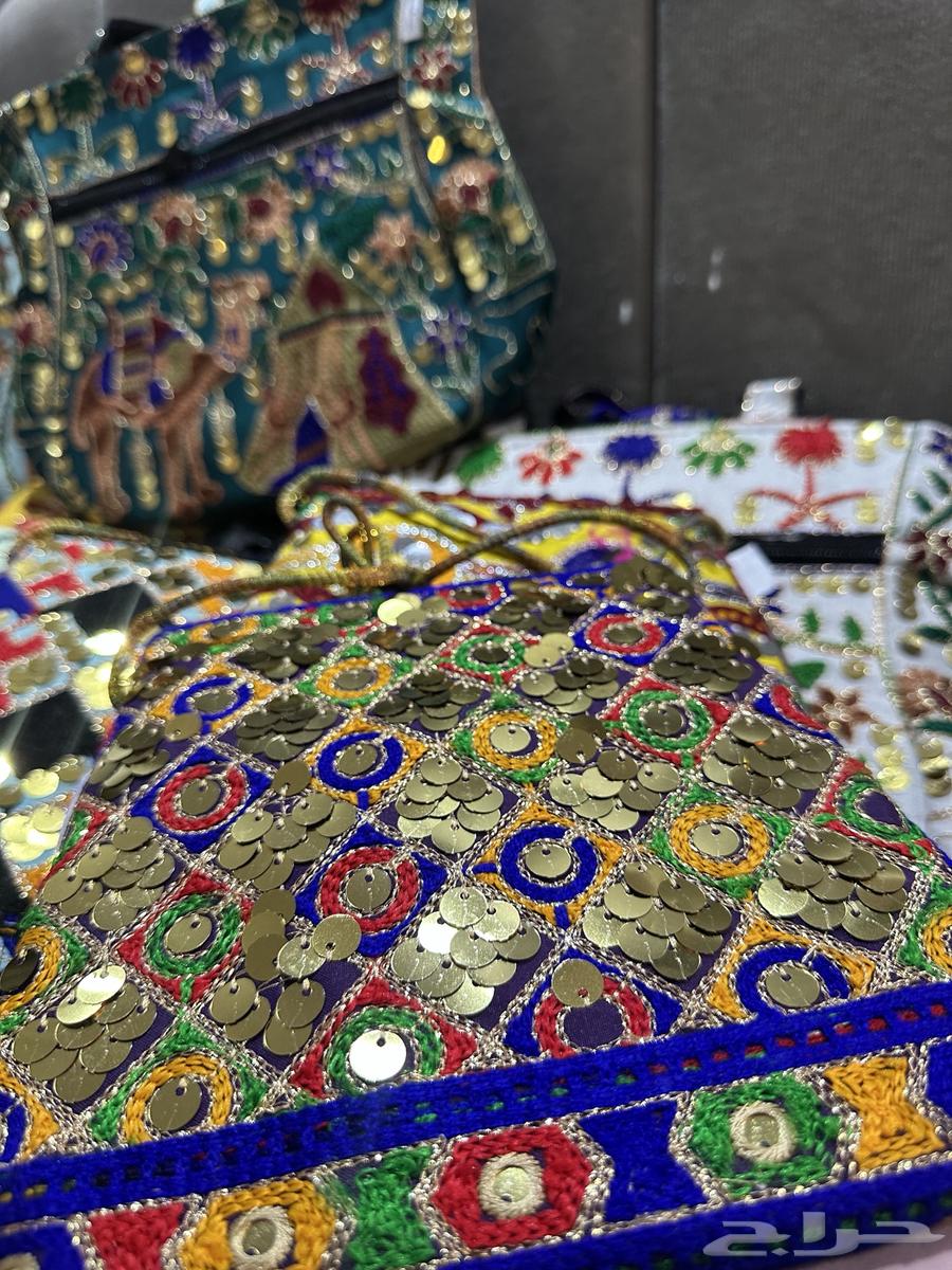 Indian bags at a price of 60 riyals per piece63054458036097112