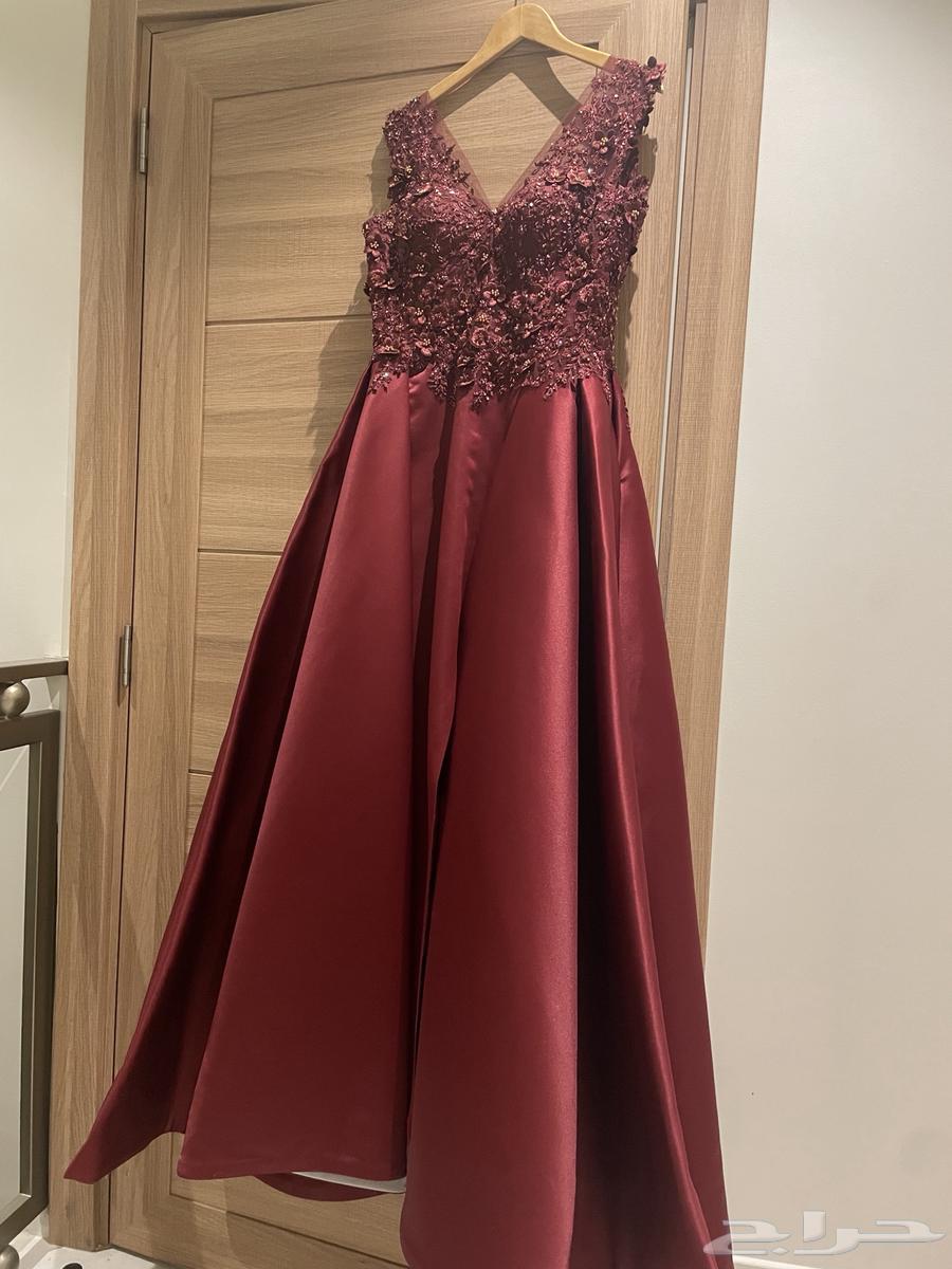 Dresses for sale. The designer Elie Saab Bahrain63054441919105112