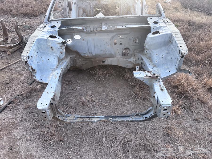 Rear Camry passenger flap, two inner flaps. Sale allowed.63079636923905111