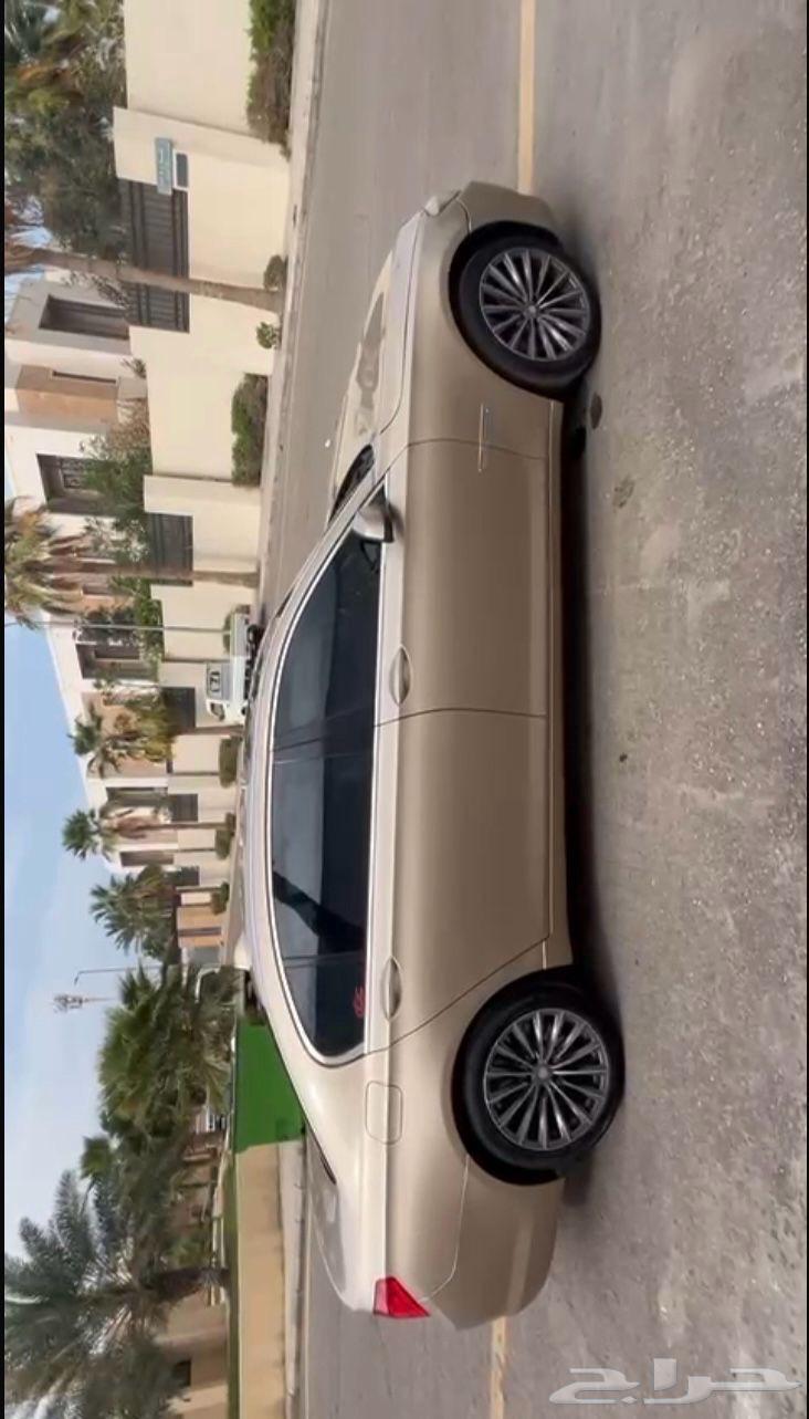 بي ام دبليو 2011 ذهبي63078791237251119